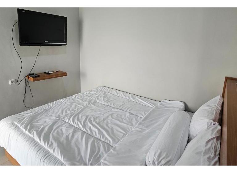 فندق Guest House Saqeena Syariah Near Blitar Park Redpartner