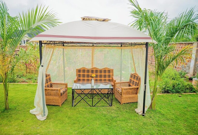 בית מלון כפרי Kilimanjaro Home Of Travelers