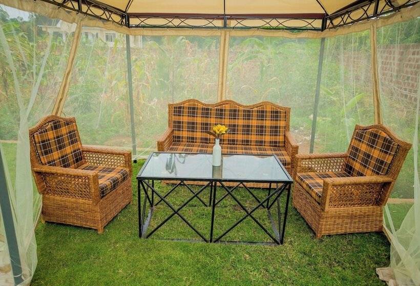 בית מלון כפרי Kilimanjaro Home Of Travelers