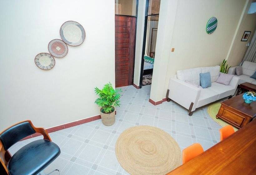 בית מלון כפרי Kilimanjaro Home Of Travelers