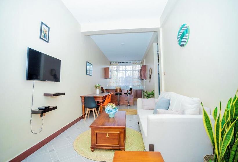 בית מלון כפרי Kilimanjaro Home Of Travelers