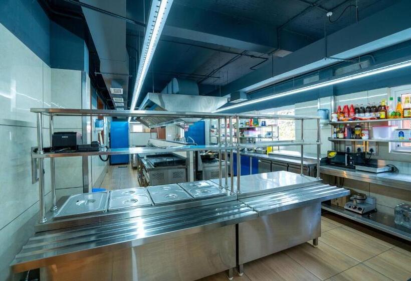 Отель Kumbanad Heritage