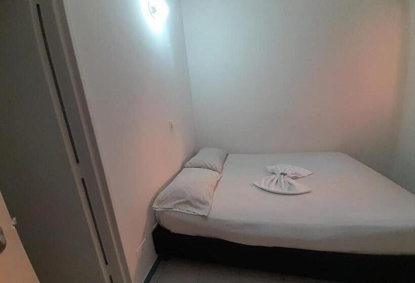 Отель La Bella Villa Medellin