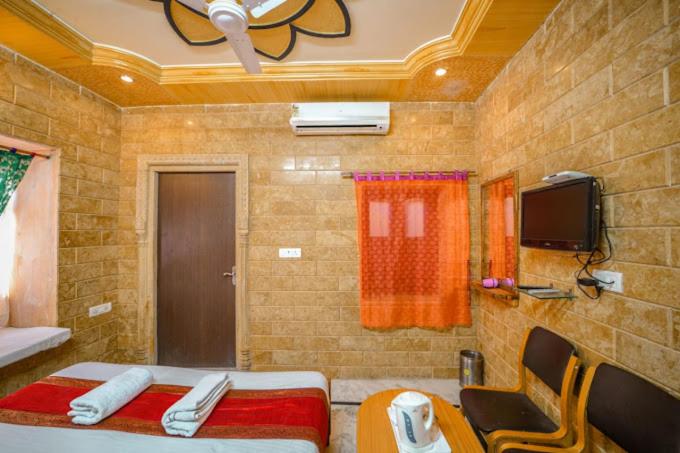 Отель Lemon Haritage