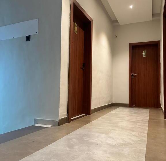 فندق Leo Deluxe & Suite Room