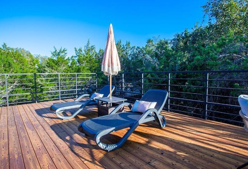 호텔 Live Oak Lodge