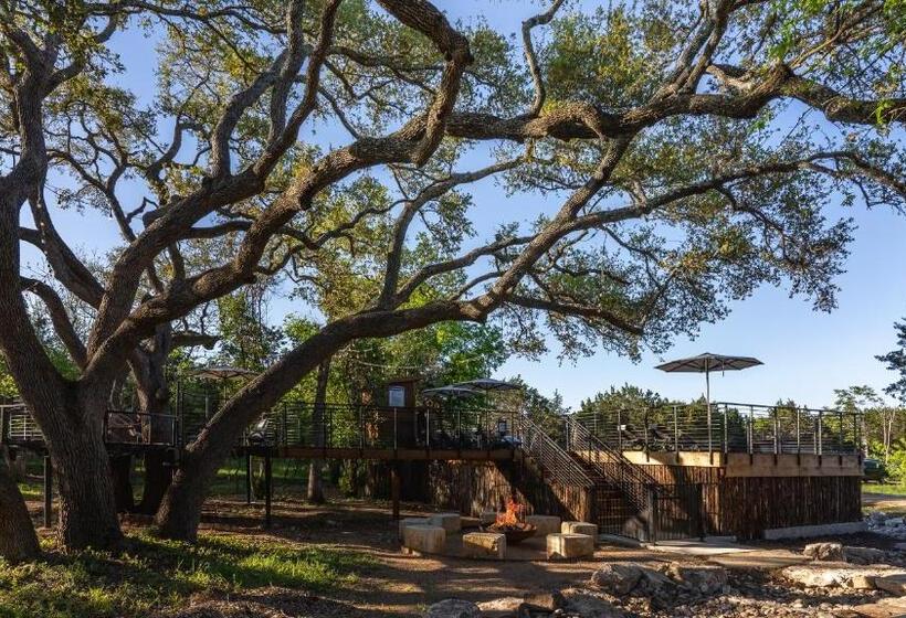 호텔 Live Oak Lodge