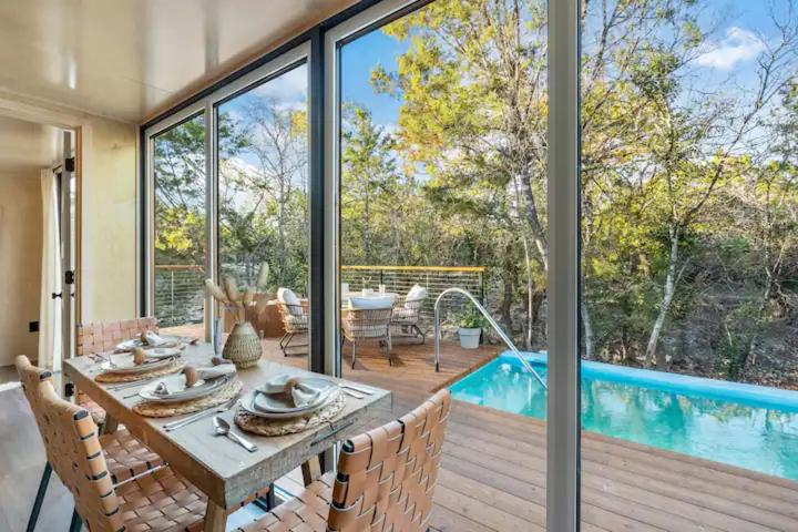 호텔 Live Oak Lodge