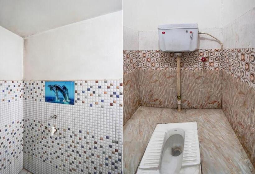 ホテル Oyo City Light