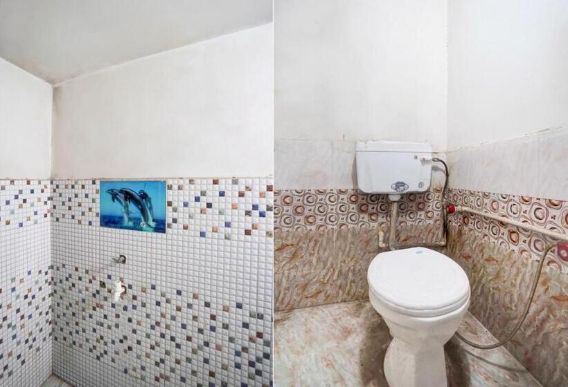 ホテル Oyo City Light