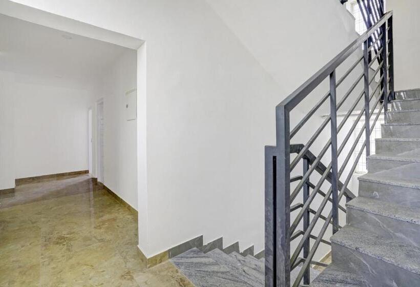 Отель Oyo Quilon Residency