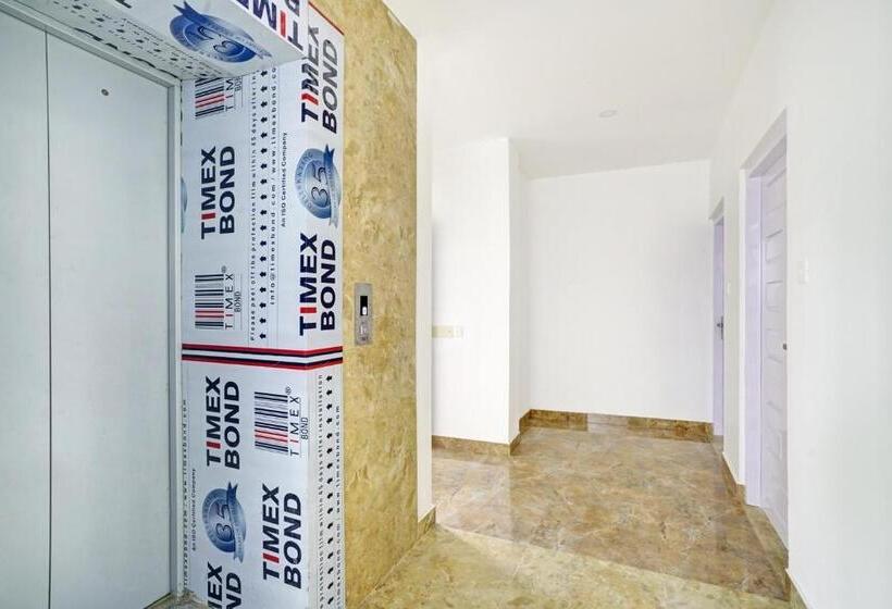 Отель Oyo Quilon Residency