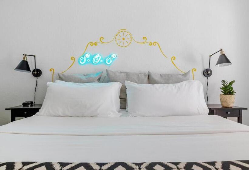 酒店 Poolside Architectural Escape Stunning Views