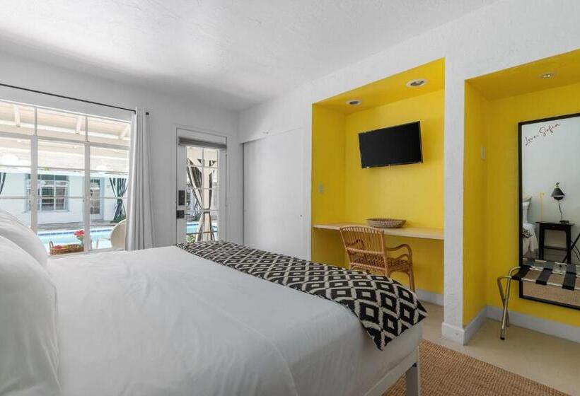 酒店 Poolside Architectural Escape Stunning Views