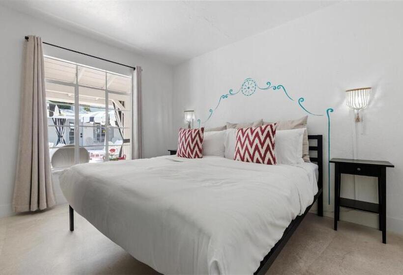 هتل Poolside Suite Steam Room Spa Outdoor Kitchen