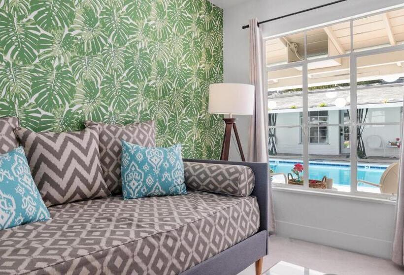 هتل Poolside Suite Steam Room Spa Outdoor Kitchen