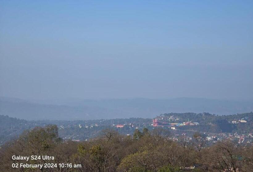 Отель Radiant Meadows
