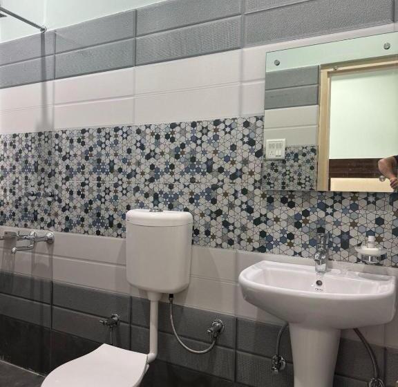 Отель Radiant Meadows