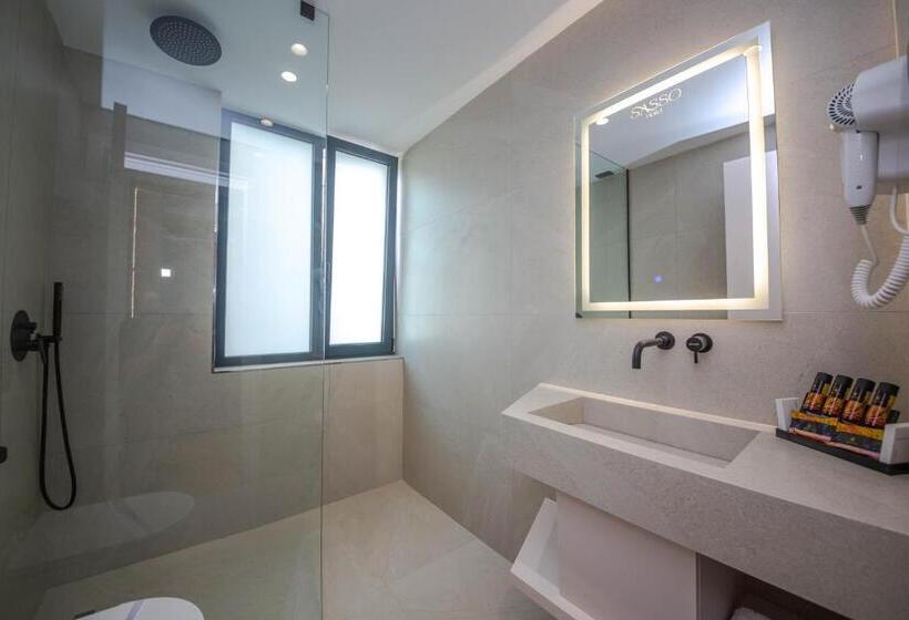 בית מלון כפרי Sasso