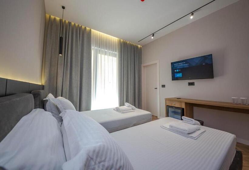 בית מלון כפרי Sasso