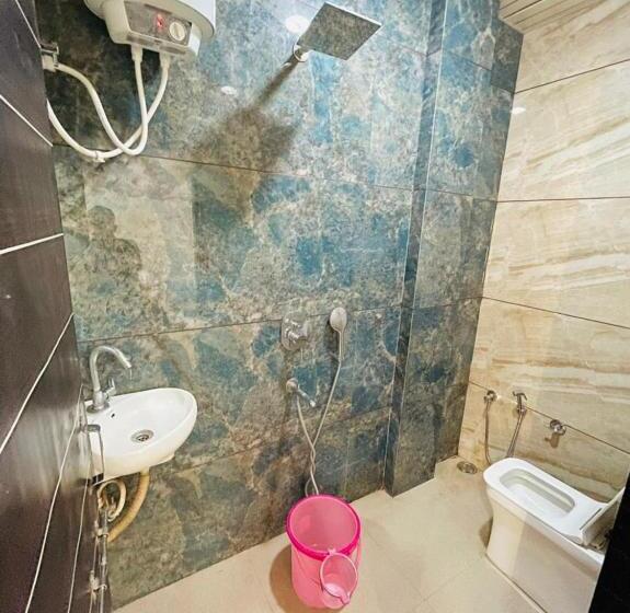 فندق Shree Shyam Sharnam