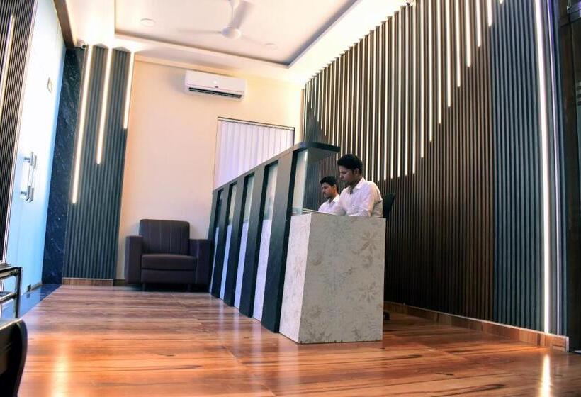 Hotel Smooth Checkin By Edition Blue