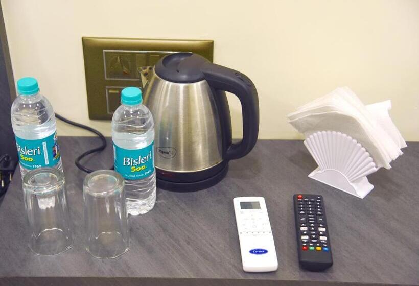 Hotel Smooth Checkin By Edition Blue