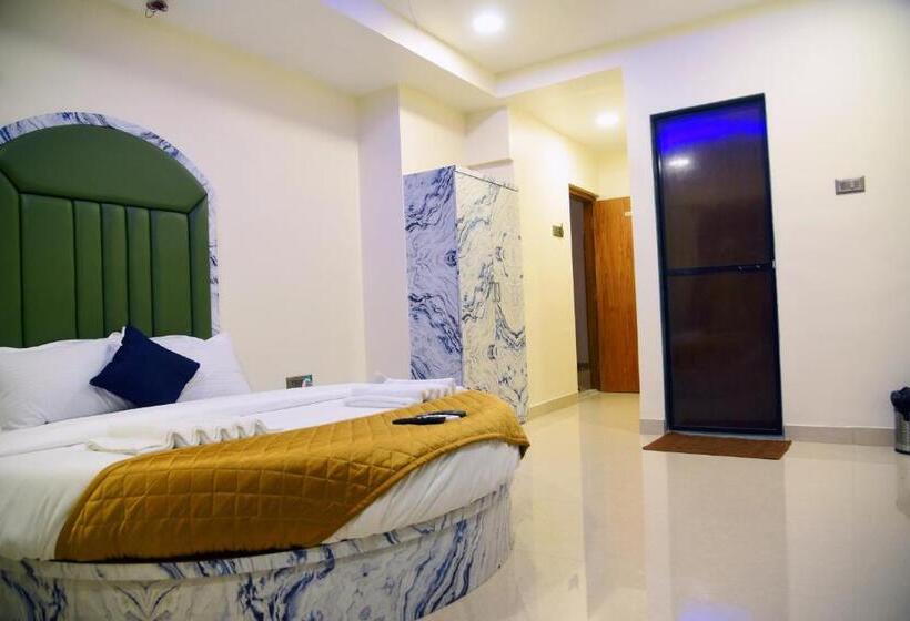 Hotel Smooth Checkin By Edition Blue