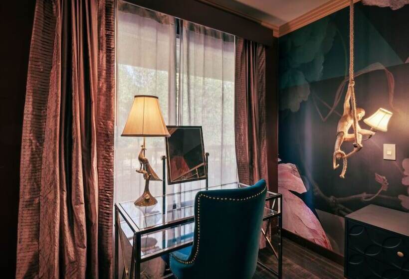 호텔 The Fainting Couch Boutique