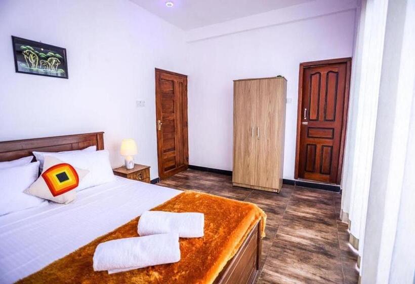 בית מלון כפרי The Upcountry Resort