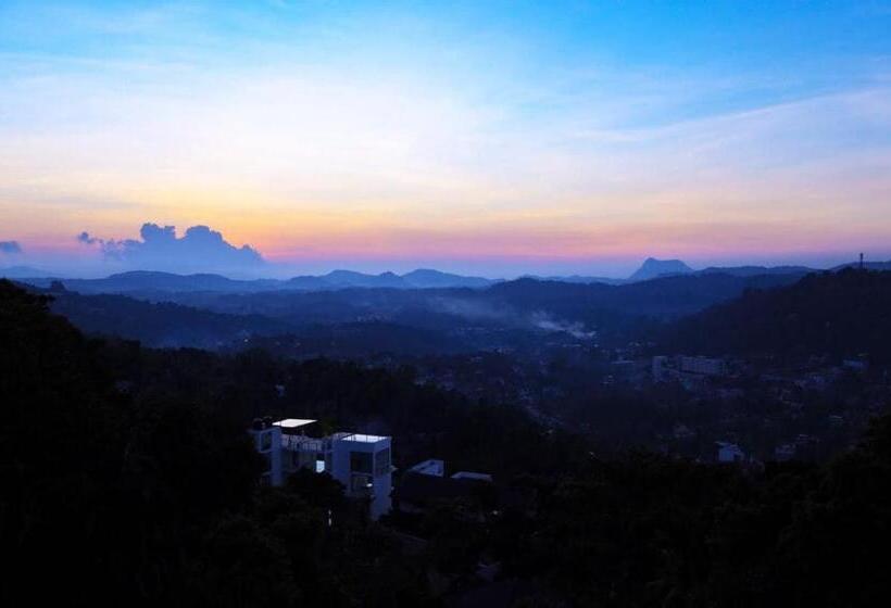 בית מלון כפרי The Upcountry Resort