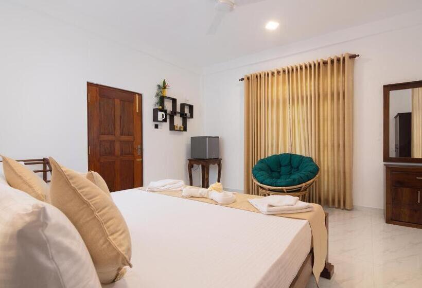Отель Tranquil Escape Hikkaduwa