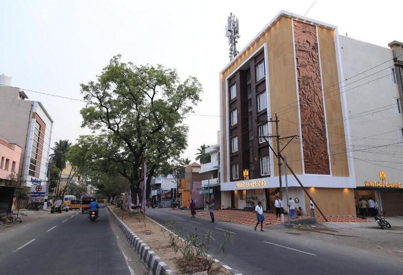 호텔 Tsr Vivitha Grand