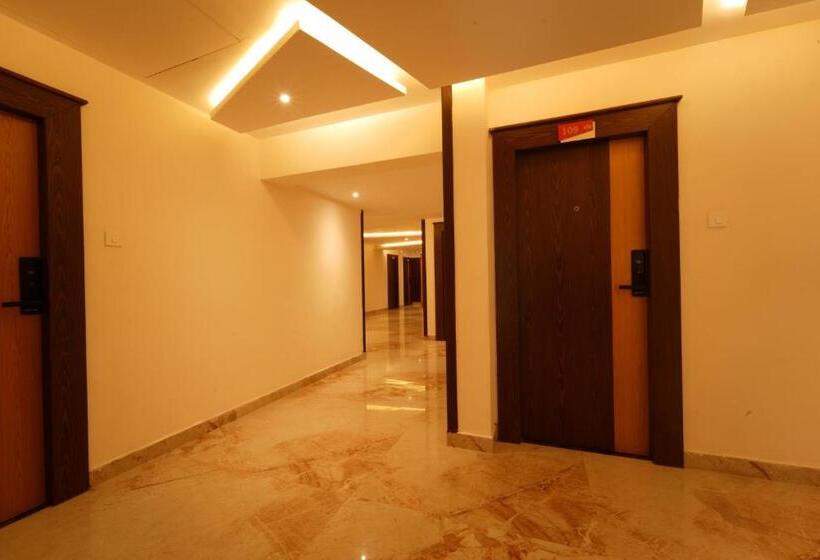 酒店 Tsr Vivitha Grand