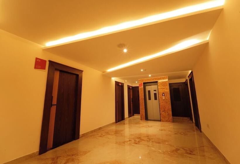 호텔 Tsr Vivitha Grand