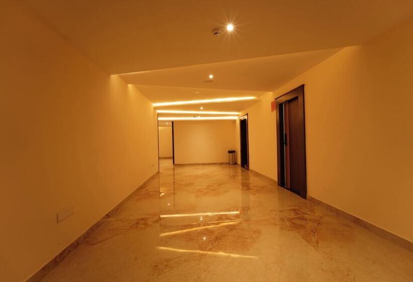 호텔 Tsr Vivitha Grand