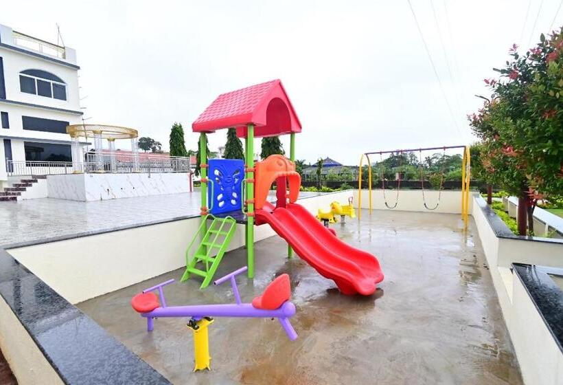 בית מלון כפרי Vedika Garden