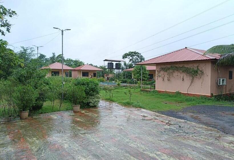 Hotel Vishranti Farms Badlapur