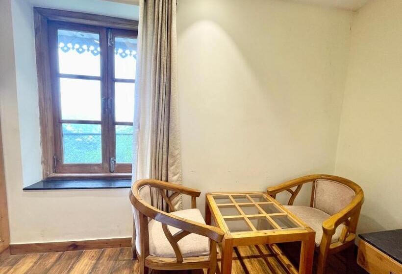 Отель Wild Spring ! Mussoorie होटल वाइल्ड स्प्रिंग ஹோட்டல் வைல்ட் ஸ்பிரிங் ਹੋਟਲ ਜੰਗਲੀ ਬਸੰਤ હોટેલ વાઇલ્ડ સ્