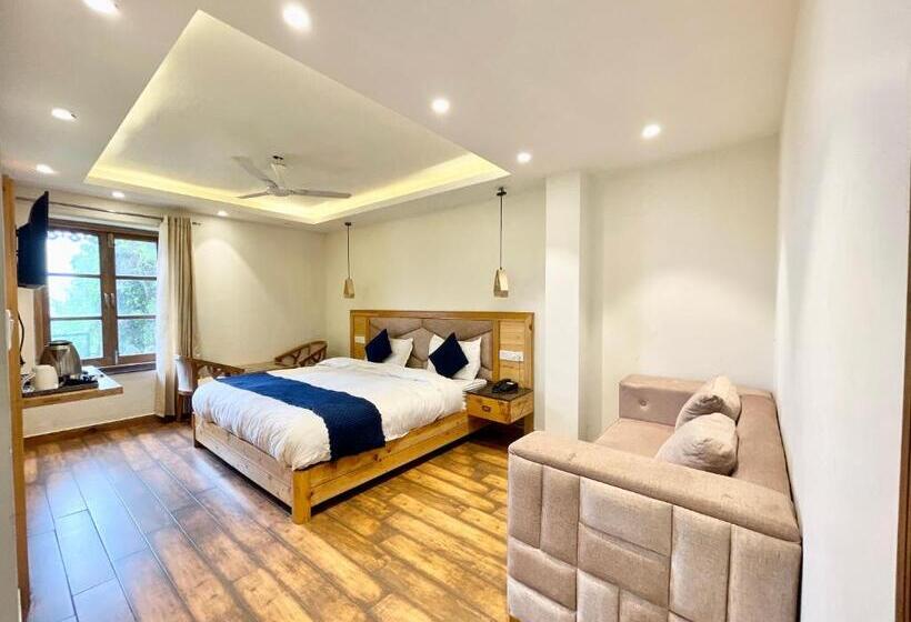 Отель Wild Spring ! Mussoorie होटल वाइल्ड स्प्रिंग ஹோட்டல் வைல்ட் ஸ்பிரிங் ਹੋਟਲ ਜੰਗਲੀ ਬਸੰਤ હોટેલ વાઇલ્ડ સ્