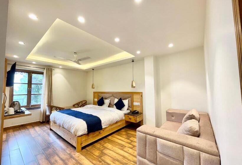 Отель Wild Spring ! Mussoorie होटल वाइल्ड स्प्रिंग ஹோட்டல் வைல்ட் ஸ்பிரிங் ਹੋਟਲ ਜੰਗਲੀ ਬਸੰਤ હોટેલ વાઇલ્ડ સ્