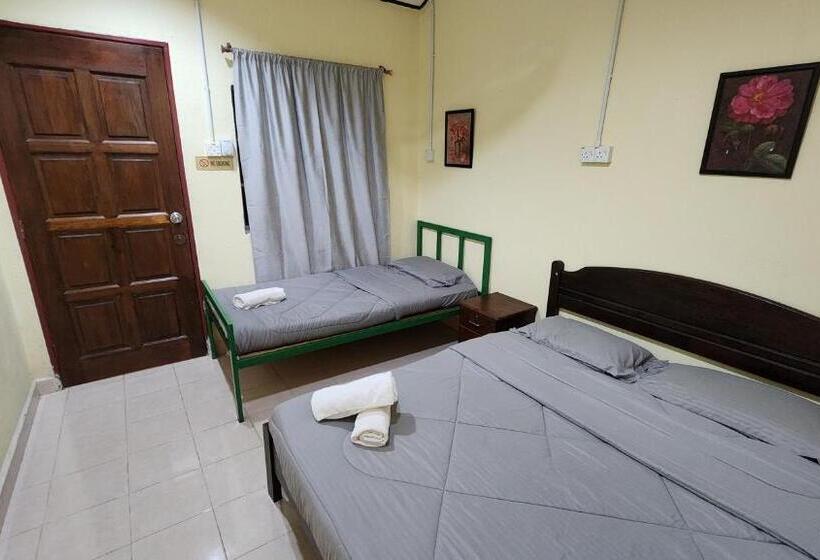 Мотель Lagenda Resthouse Cenang Beach