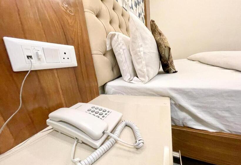 Mountain G ! Mussoorie होटल माउंटेन ஹோட்டல் மலை હોટેલ માઉન્ટેન ਹੋਟਲ ਮਾਊਂਟੇਨ Near Mall Road Hotel Wit