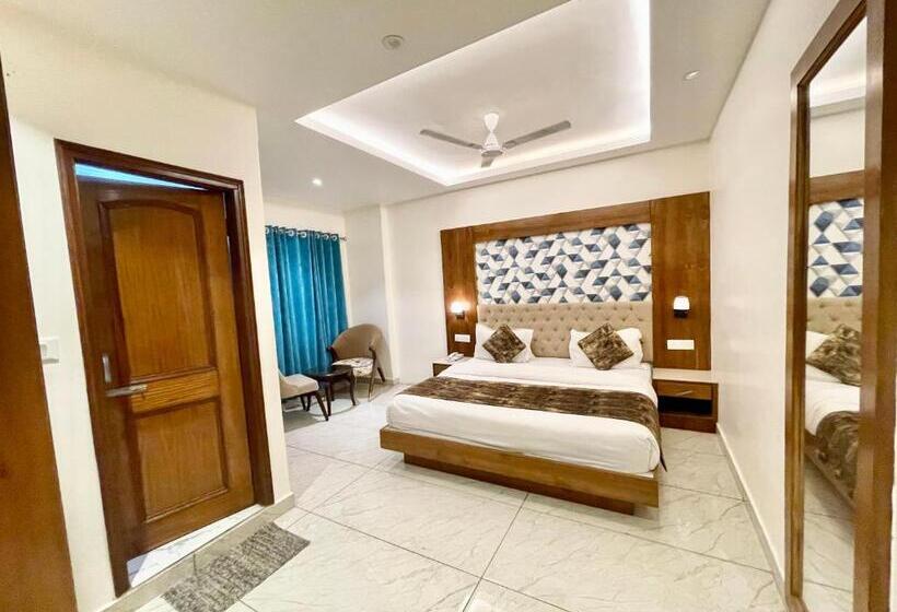 Mountain G ! Mussoorie होटल माउंटेन ஹோட்டல் மலை હોટેલ માઉન્ટેન ਹੋਟਲ ਮਾਊਂਟੇਨ Near Mall Road Hotel Wit