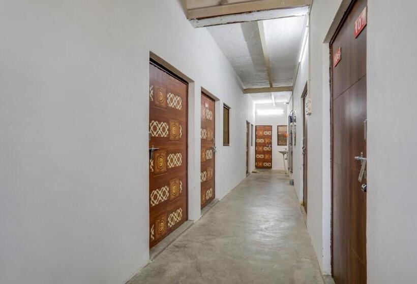 Oyo Hotel Sky Palace