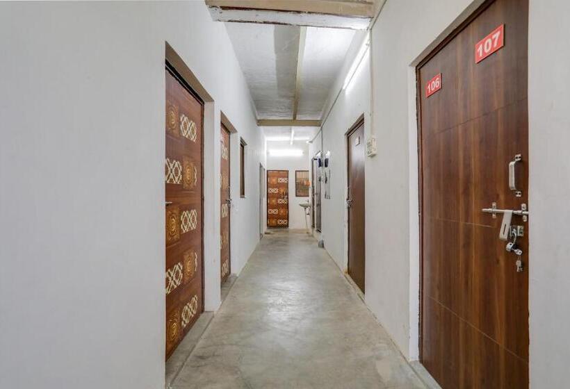 Oyo Hotel Sky Palace