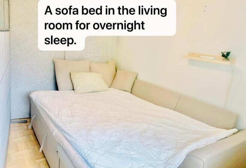 膳宿费 A Sofabed For Overnight Sleep Near Metro, Free Street Parking