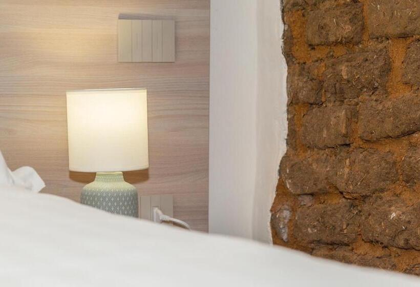 بنسيون Ausèntu Guest House