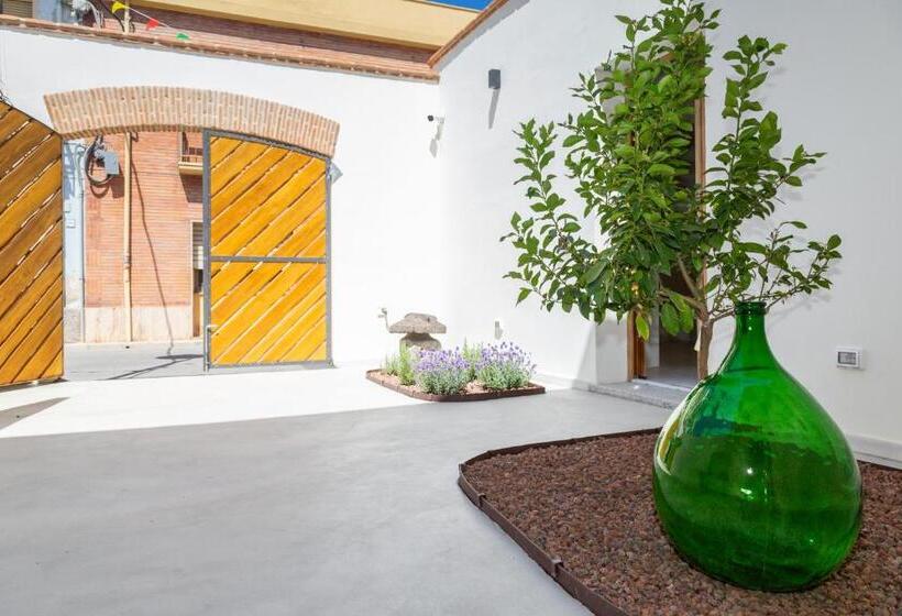 פנסיון Ausèntu Guest House