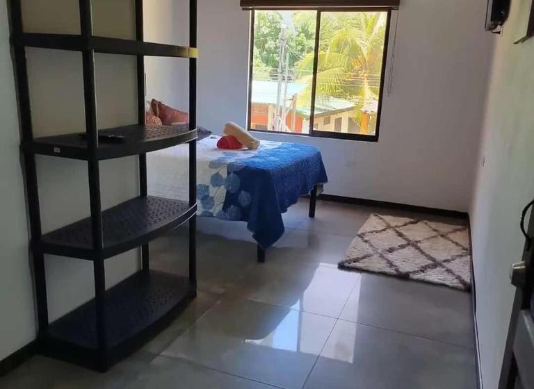 بنسيون Cabinas Dominical